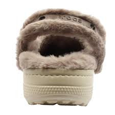 CROCS 211116 195